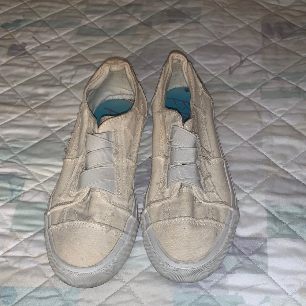 *3 for $25* Blowfish Malibu Cream Canvas Slip-Ons